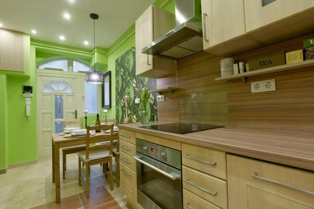 Downtown Island Of Peace By Nw Apartman Budapest Kültér fotó